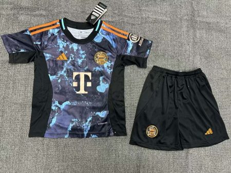 24/25 Bayern Munich Away Football Jersey Kids Size Suit