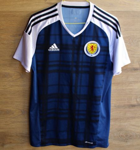 16/17 Retro Scotland Home Football Shirt
