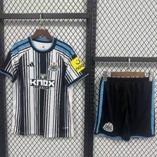 26/27 Newcastle United KNOX HYDRATE Home Football Shirt Kids Size Suit