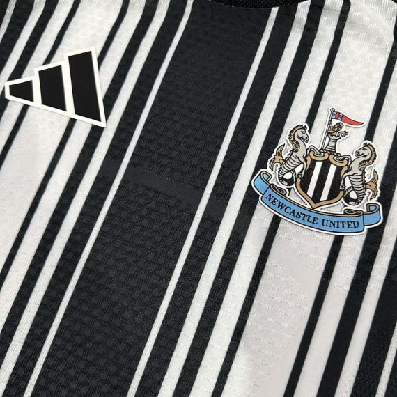 26/27 Player Version Newcastle United Home Football Shirt