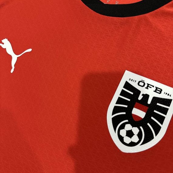 26/27 Player Version Austria Home Football Shirt